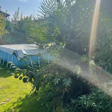 Il Giardino Di Emilia - Intero In Con Giardino Privato E Piscina Estiva Homestay *
