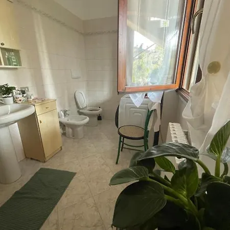 Il Giardino Di Emilia - Intero In Con Giardino Privato E Piscina Estiva *