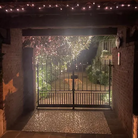 Il Giardino Di Emilia - Intero In Con Giardino Privato E Piscina Estiva Pontirolo Nuovo